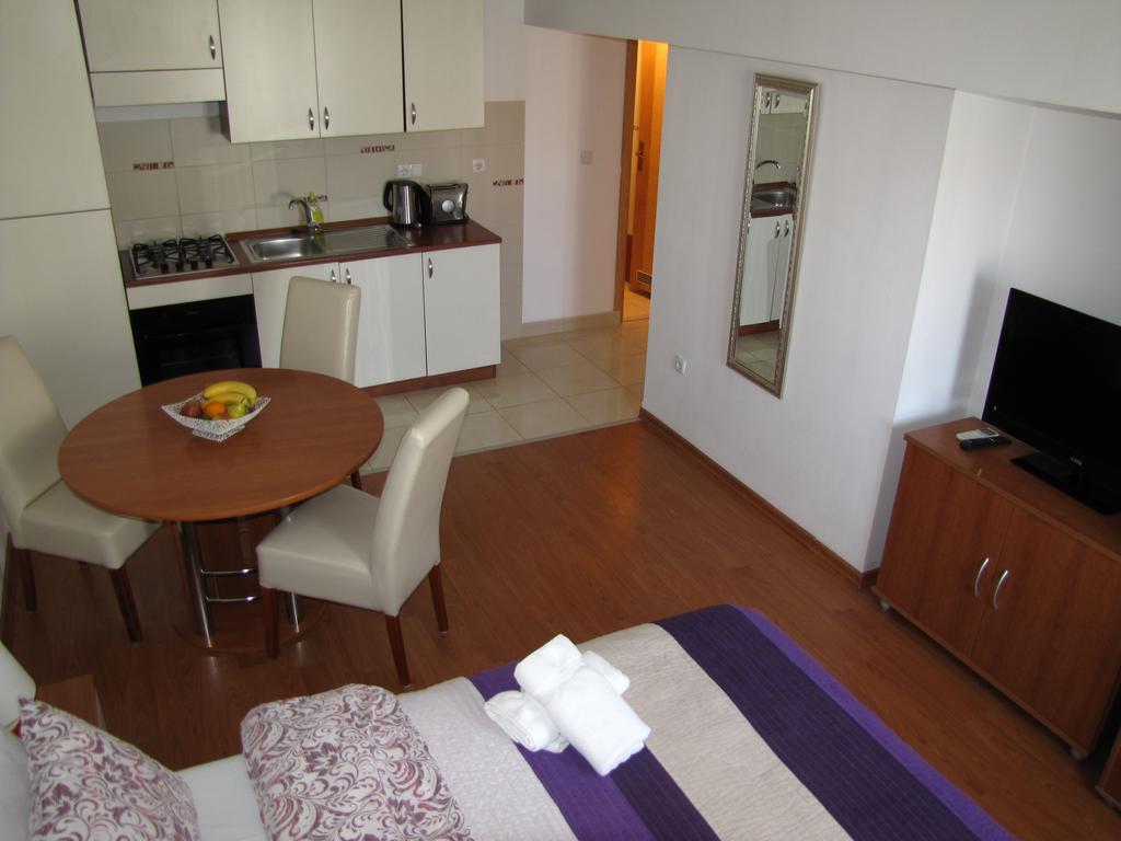 Marina Apartament *