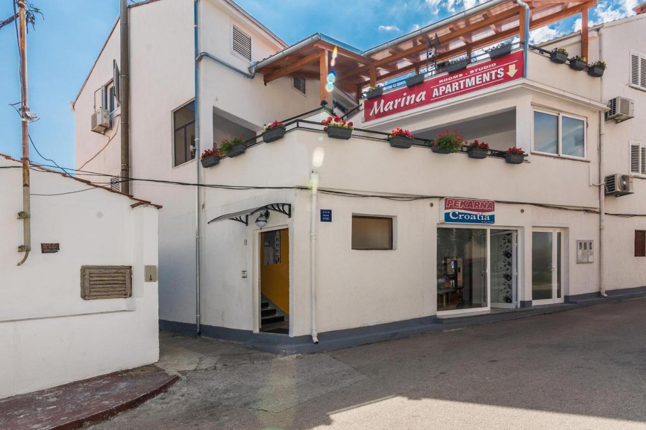 Apartament Marina